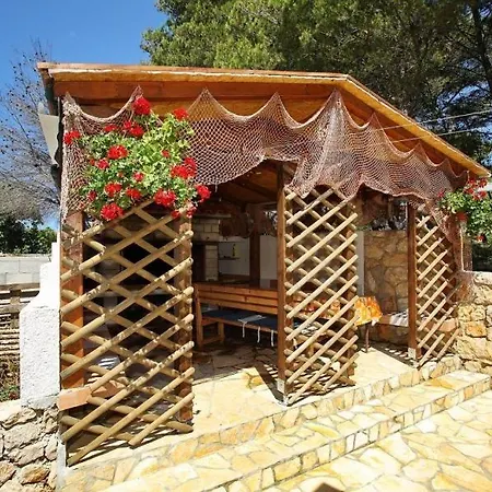 In With Sea View, Balcony, Air Conditioning, Wi-fi Apartman *