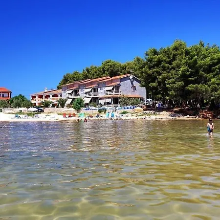 Apartman In With Sea View, Balcony, Air Conditioning, Wi-fi