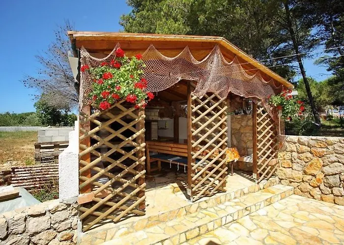 In With Sea View, Balcony, Air Conditioning, Wi-fi Apartment *