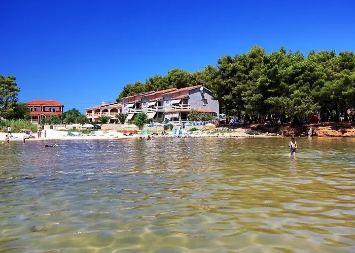 Apartment In With Sea View, Balcony, Air Conditioning, Wi-fi
