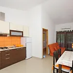In With Sea View, Balcony, Air Conditioning, Wi-fi * Vir