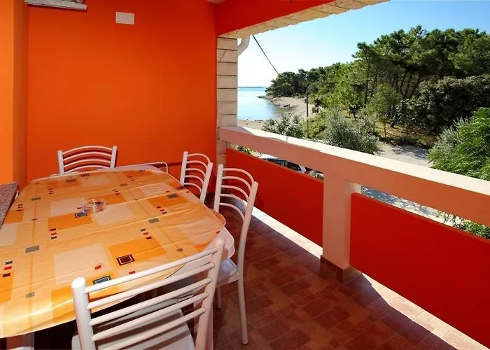 In With Sea View, Balcony, Air Conditioning, Wi-fi *