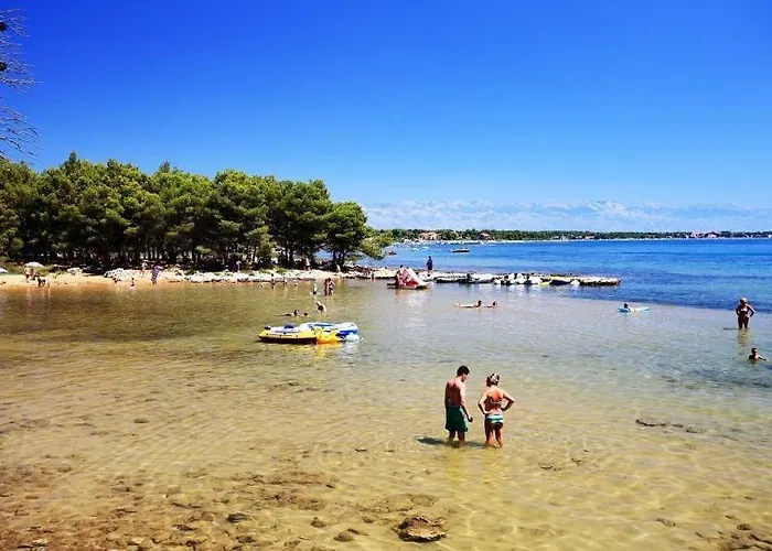 In With Sea View, Balcony, Air Conditioning, Wi-fi شقة *