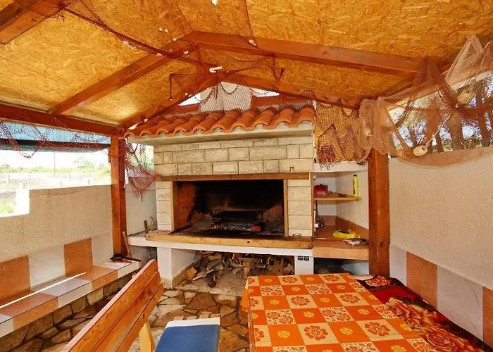 In With Sea View, Balcony, Air Conditioning, Wi-fi * فير