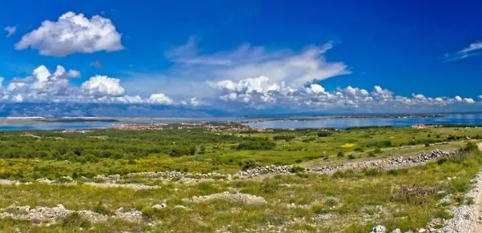 In With Sea View, Balcony, Air Conditioning, Wi-fi شقة